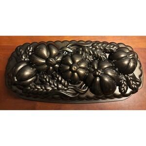 Nordic Ware Pumpkin Wheat Loaf Pan Cast Aluminum Bronze 6 Cup Harvest Bakeware